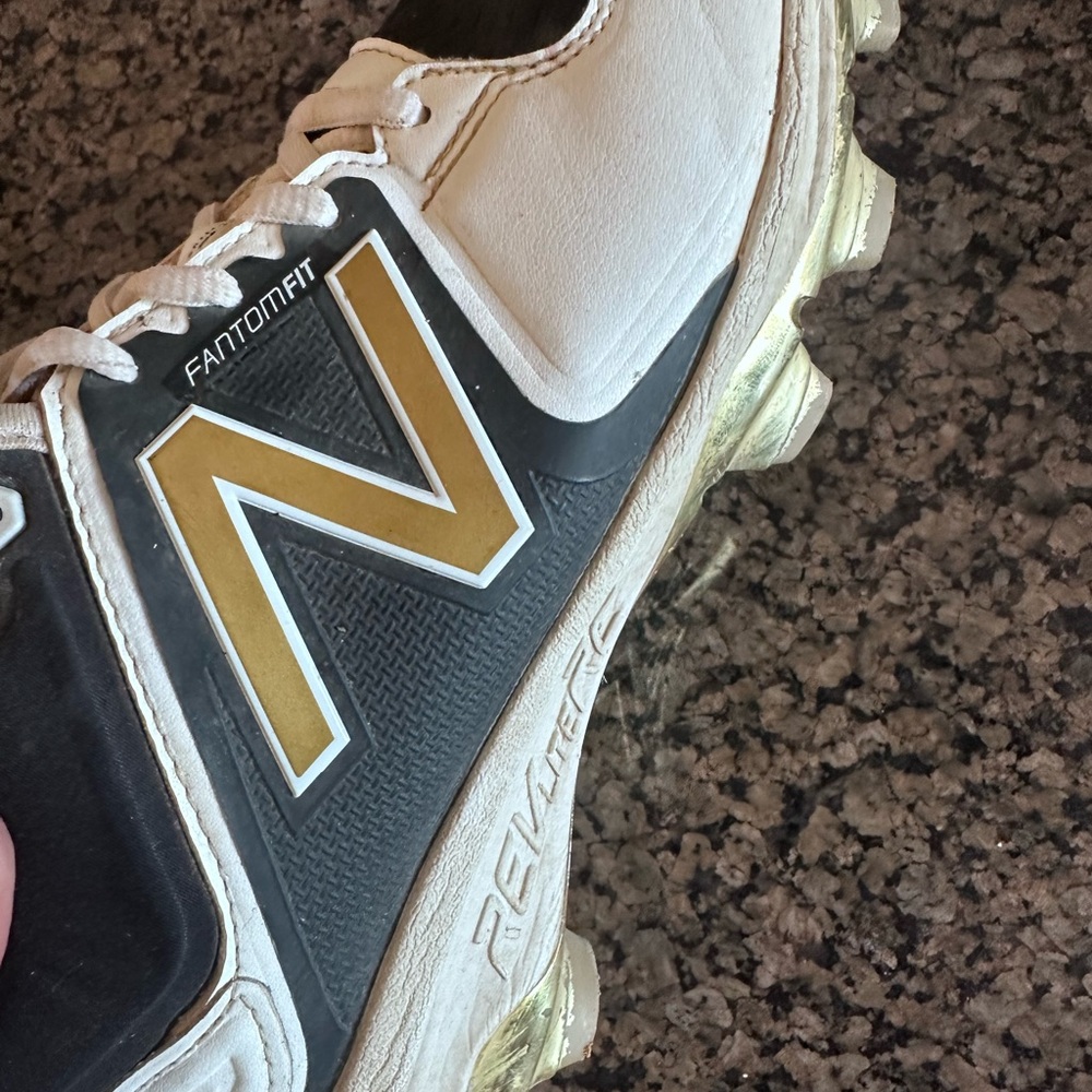 ⚾️ New balance Fantom Fit Baseball cleats custom white gold black men’s 7 - Picture 4 of 7